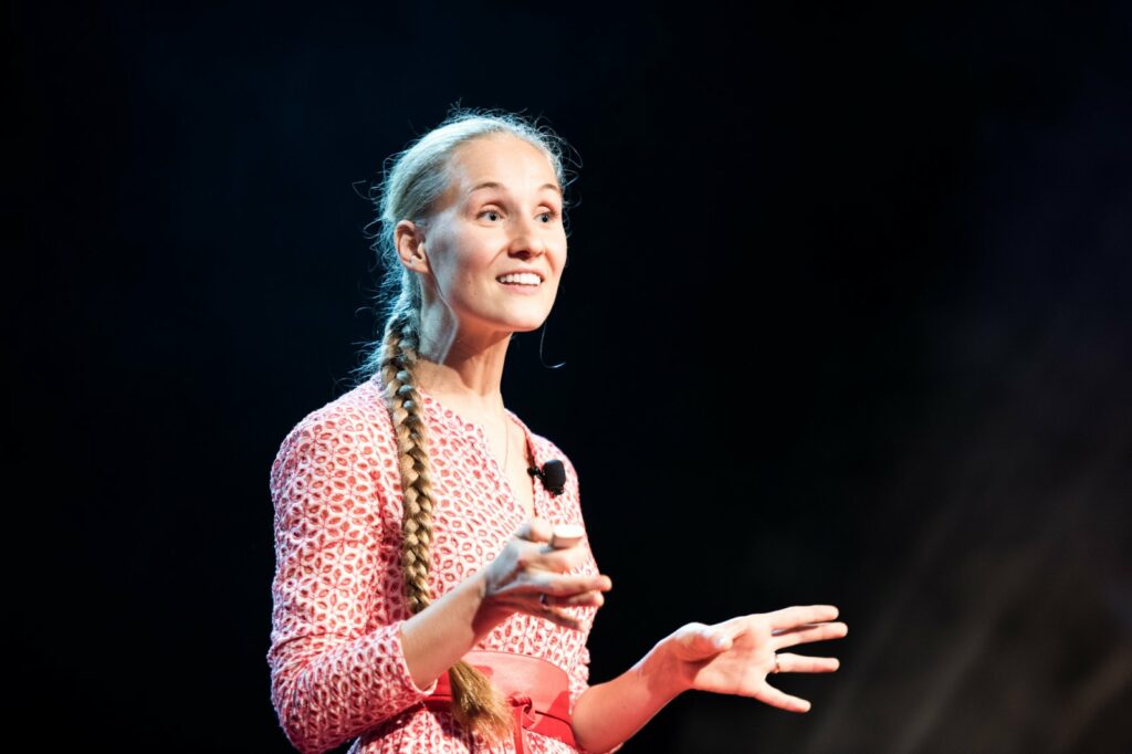 Ashley Dudarenok as a Keynote Speaker VS Guest Speaker