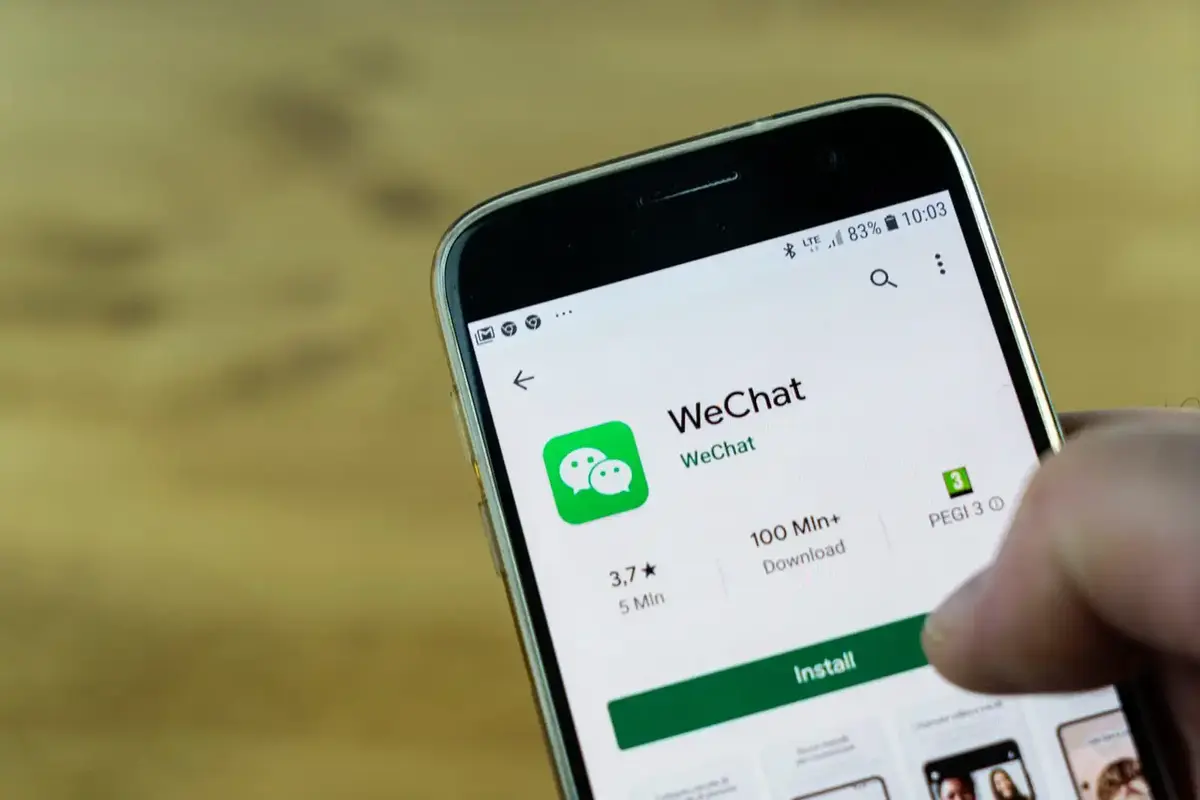 Smartphone screen showing WeChat app download page on app store