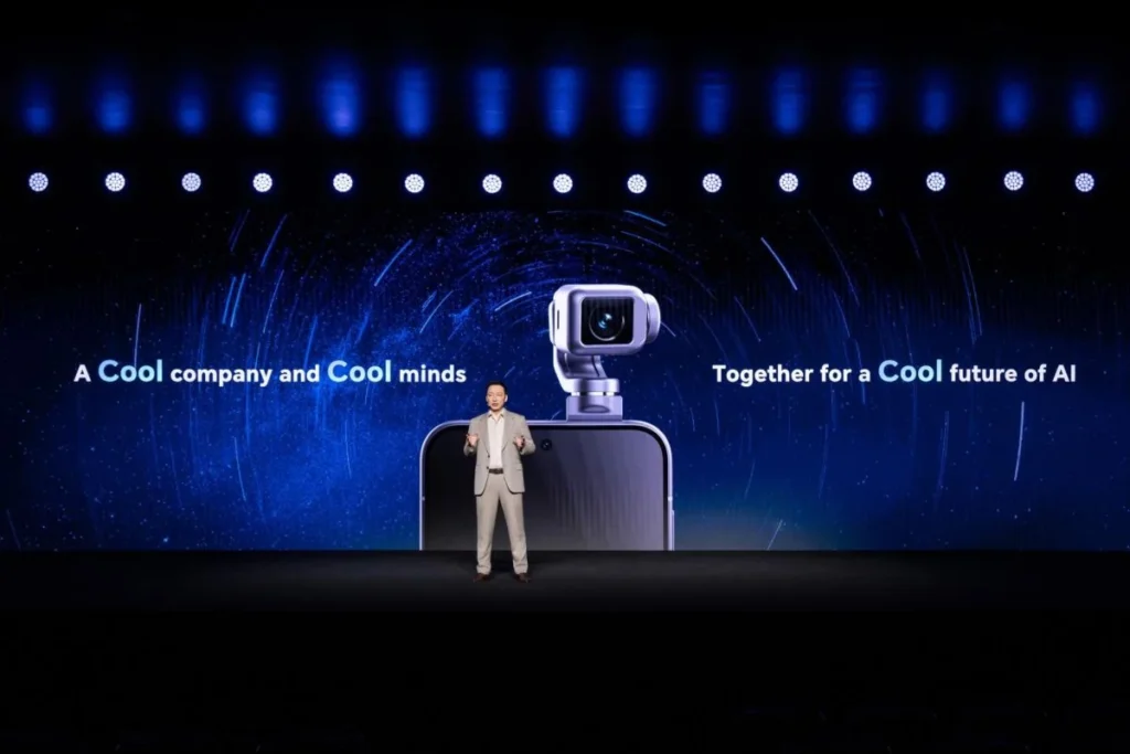Honor executive presents AI device strategy onstage, reinforcing the brand’s shift toward connected consumer technology.