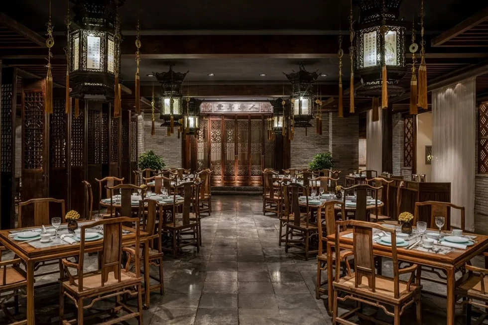Traditional Chinese dining room at The Peninsula Beijing